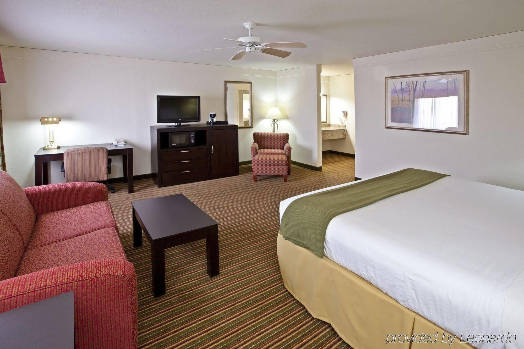 Baymont By Wyndham Litchfield Hotell Rum bild